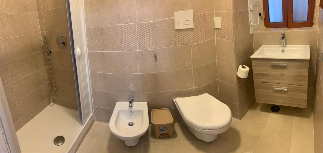 Miris Home Fast And Comfortable With Self Check In 8 Minutes Walk Near Naples Airport Екстериор снимка