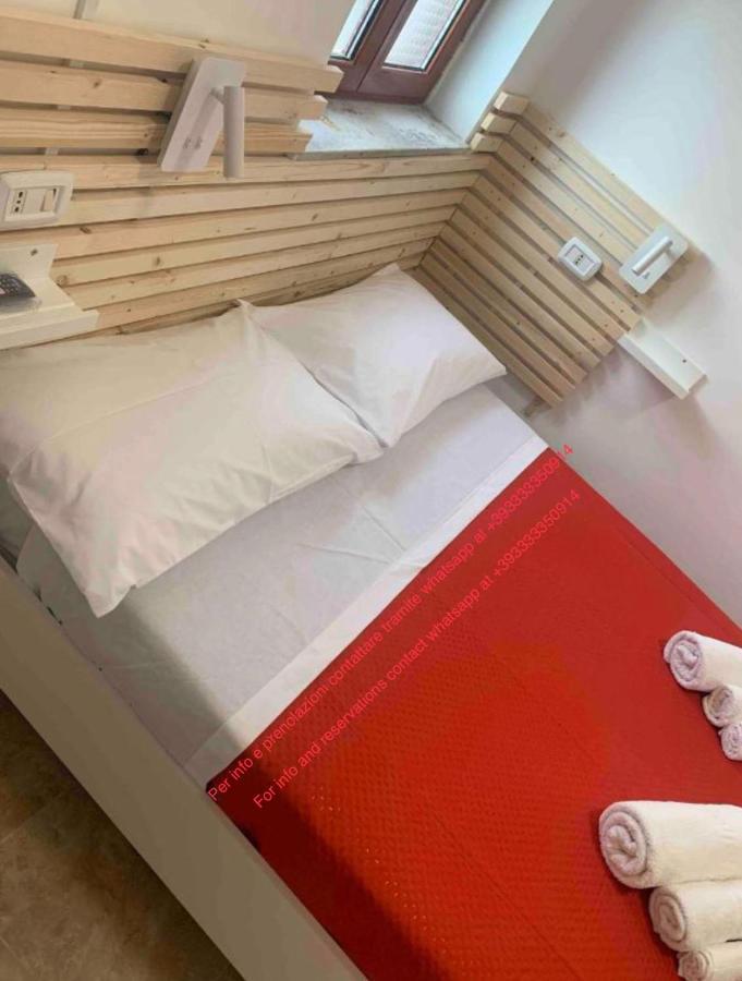 Miris Home Fast And Comfortable With Self Check In 8 Minutes Walk Near Naples Airport Екстериор снимка